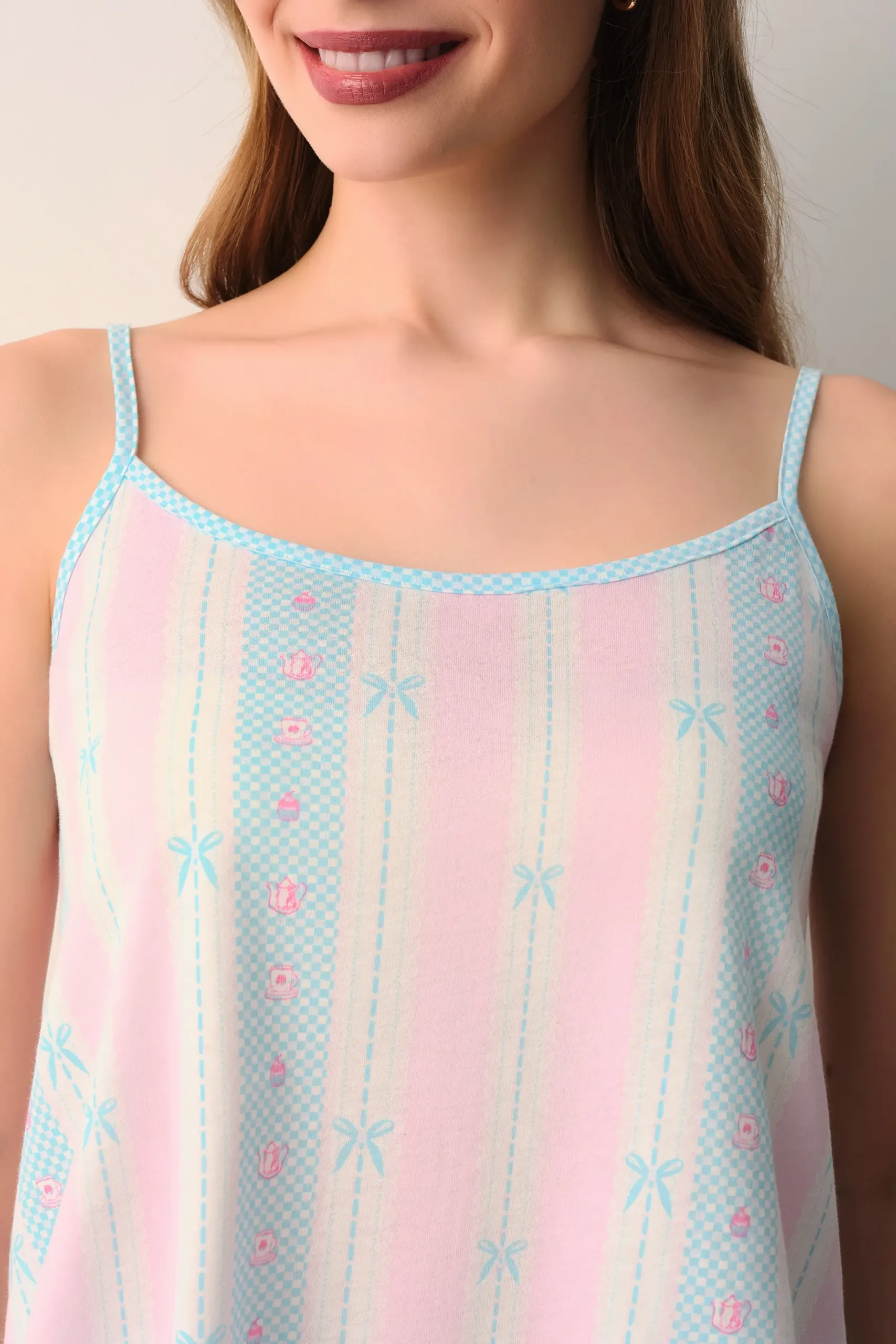 a33b19da-ae94-4be9-9665-ccc06d988313_briella-top-short-set